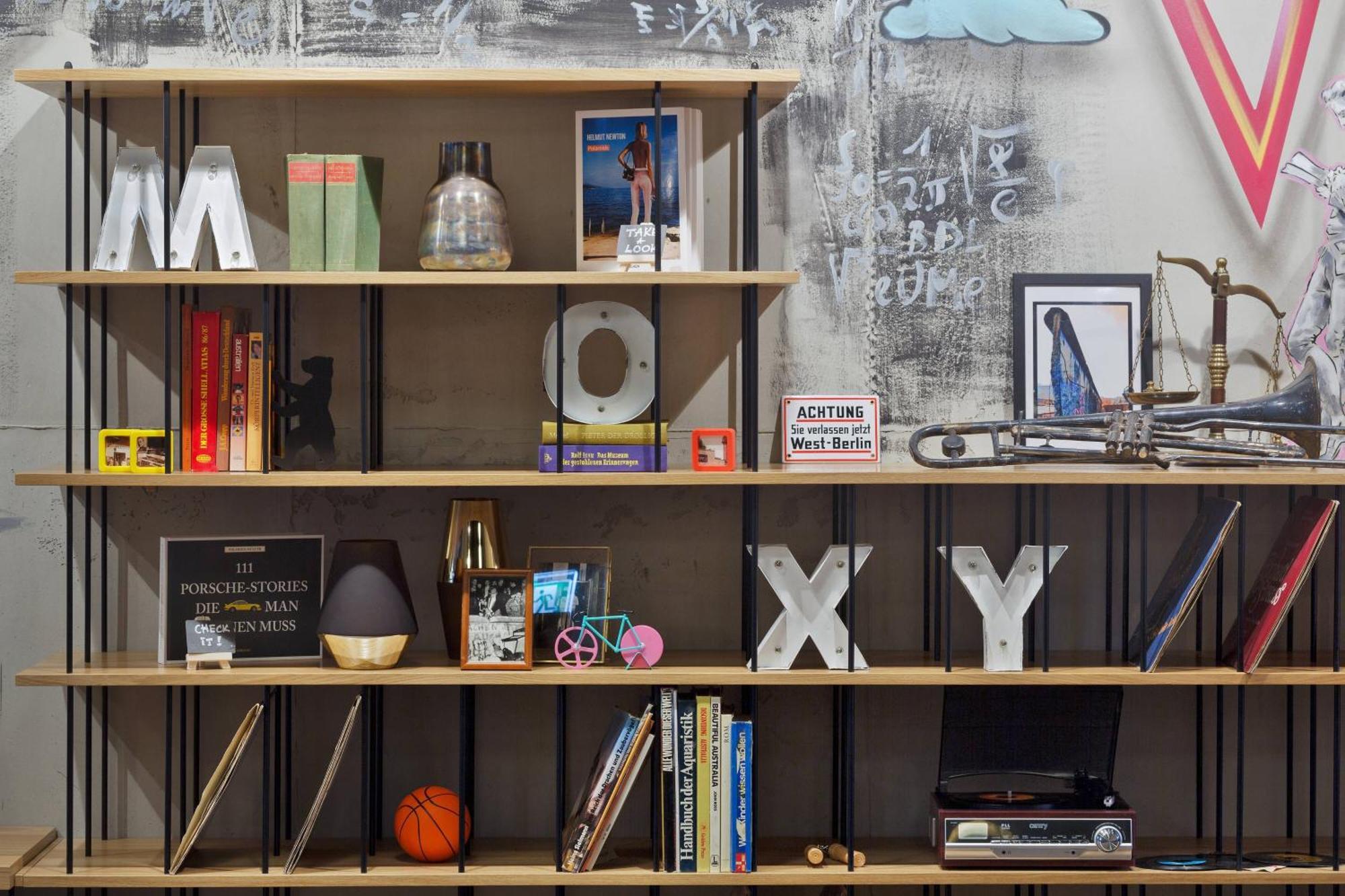 Moxy Berlin Humboldthain Park — Foto 1